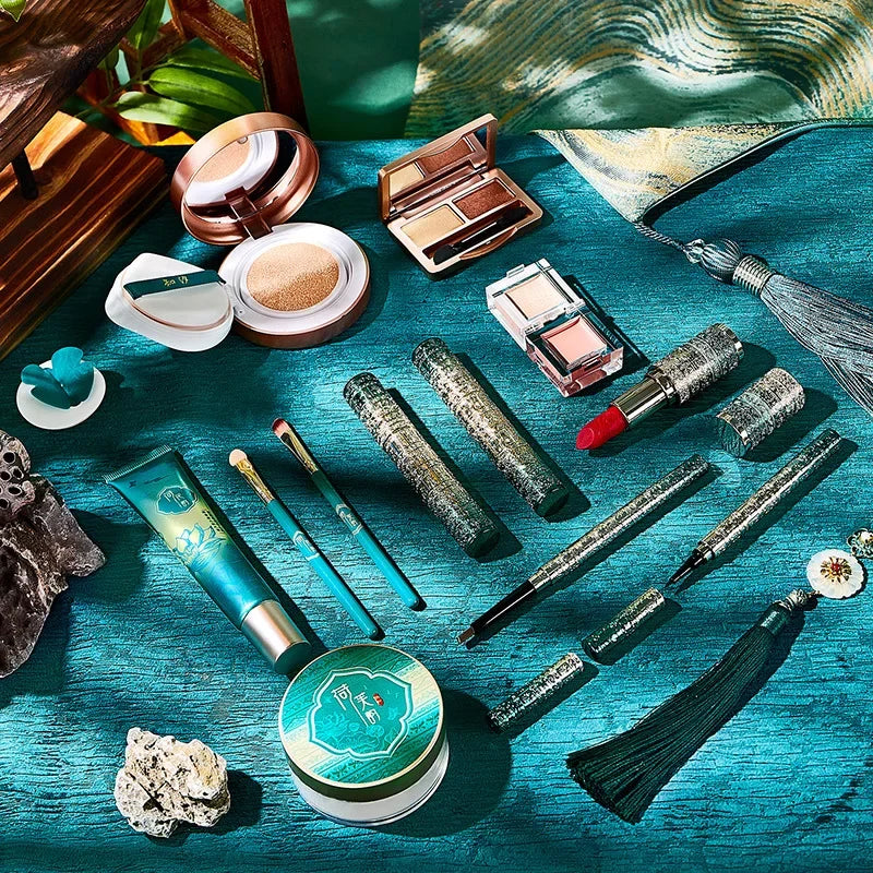 Professional 13-Piece Makeup kit - Complete beauty collection